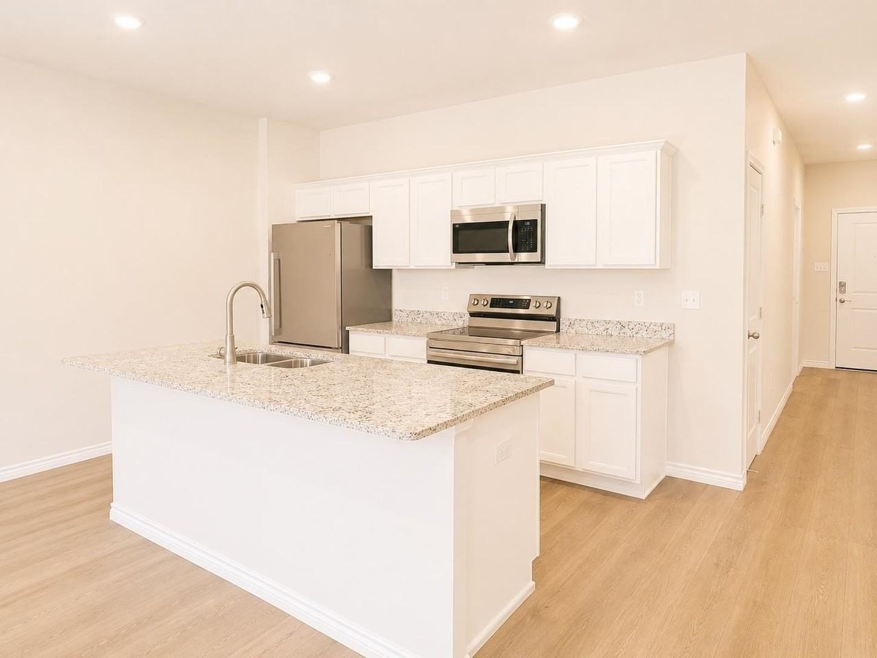 1109 Mission Creek Dr - Photo 6 of 23