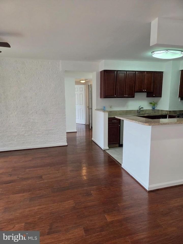 16 S Van Dorn St - Photo 7 of 19