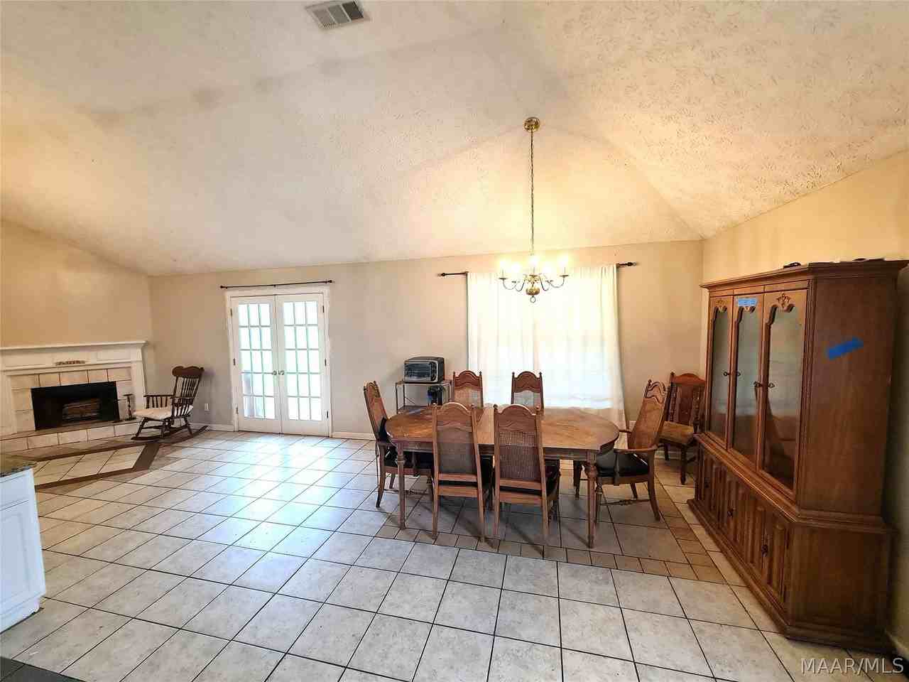 123 Meadowview Dr - Photo 6 of 25