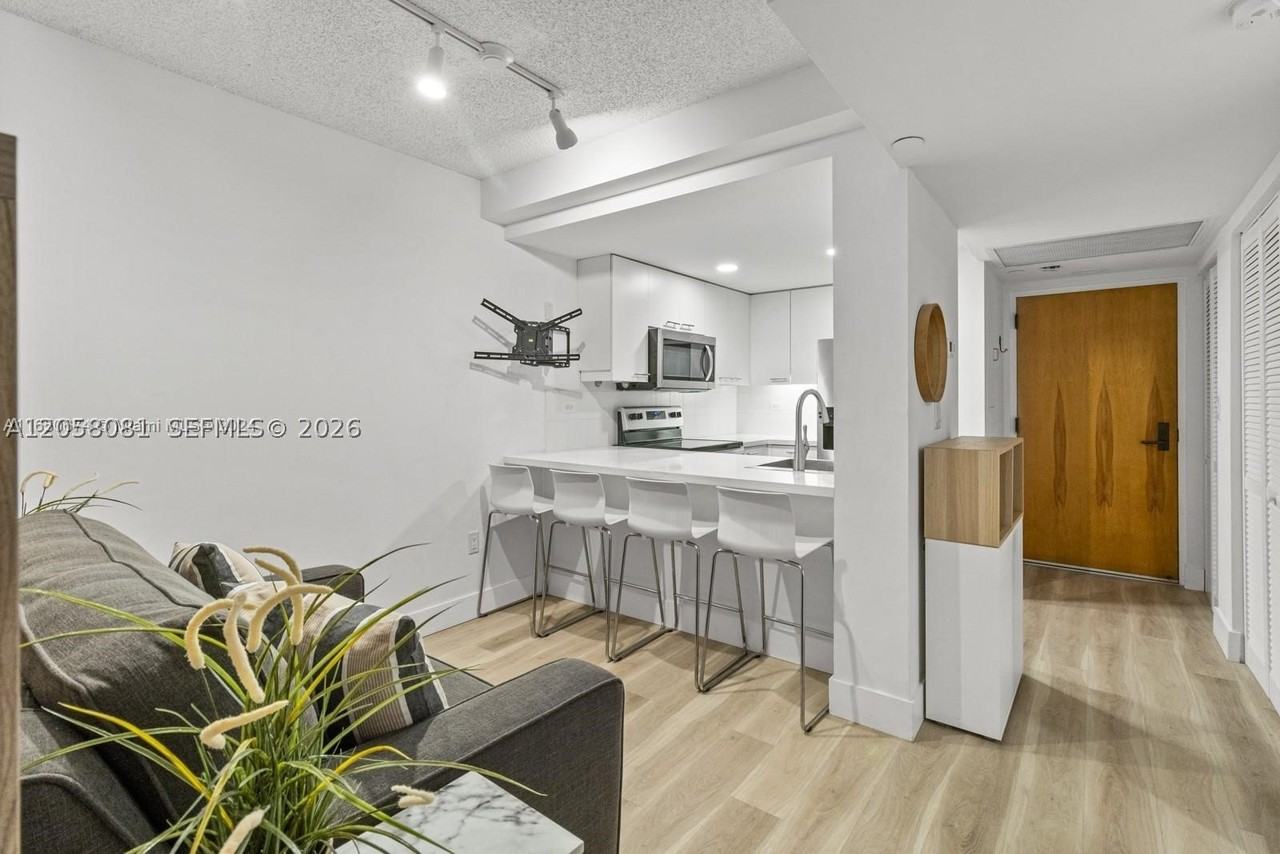 2801 Florida Ave #234 - Photo 3 of 17