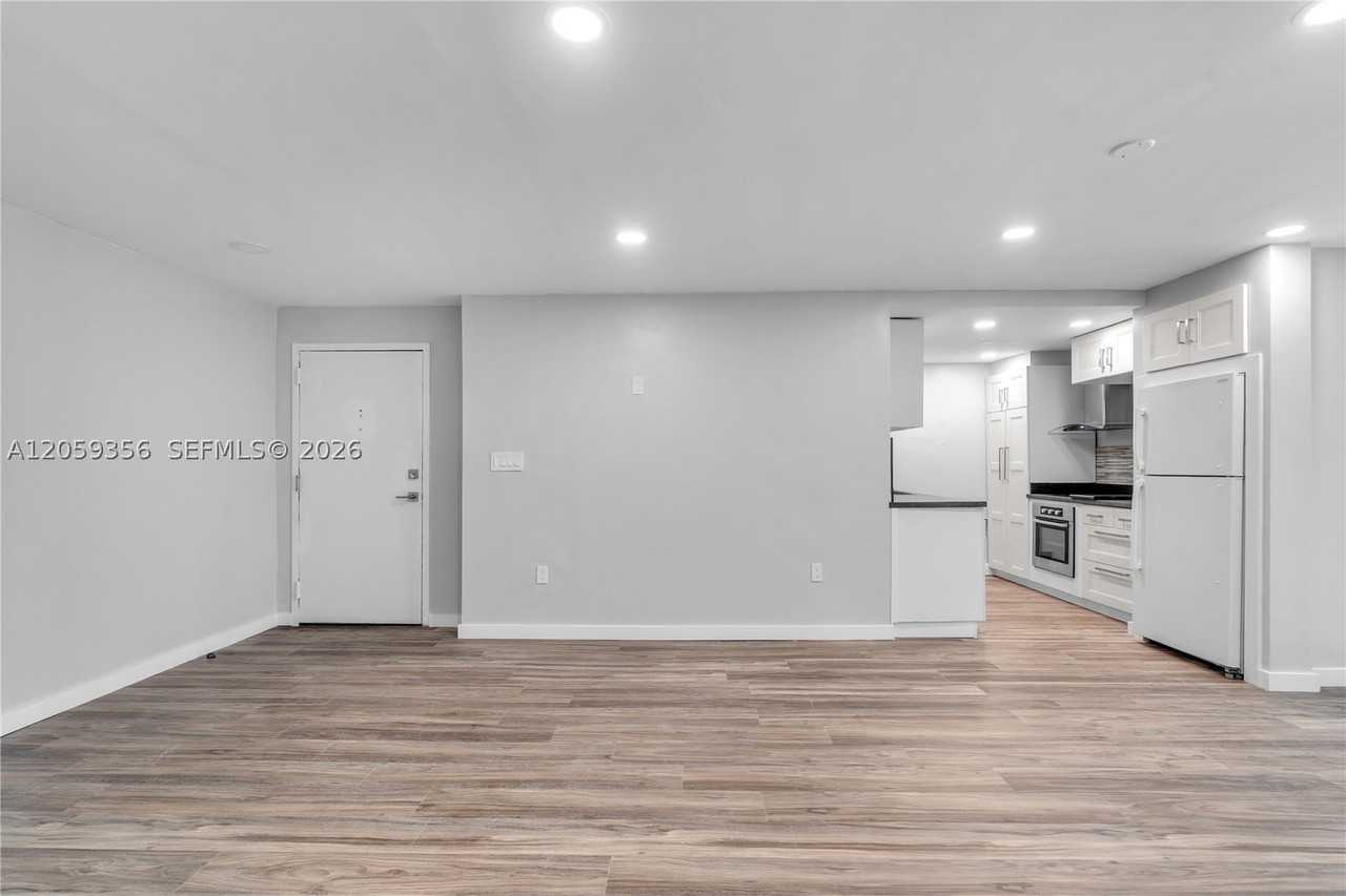 9320 Fontainebleau Blvd #214 - Photo 7 of 44