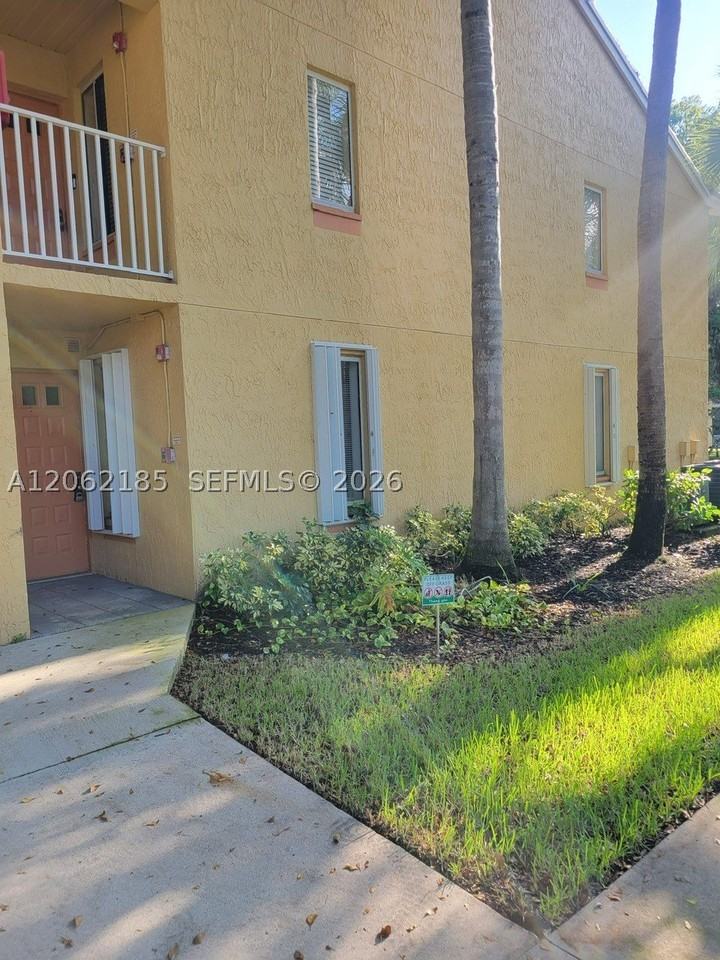 1186 Coral Club Dr #1186 - Photo 5 of 21