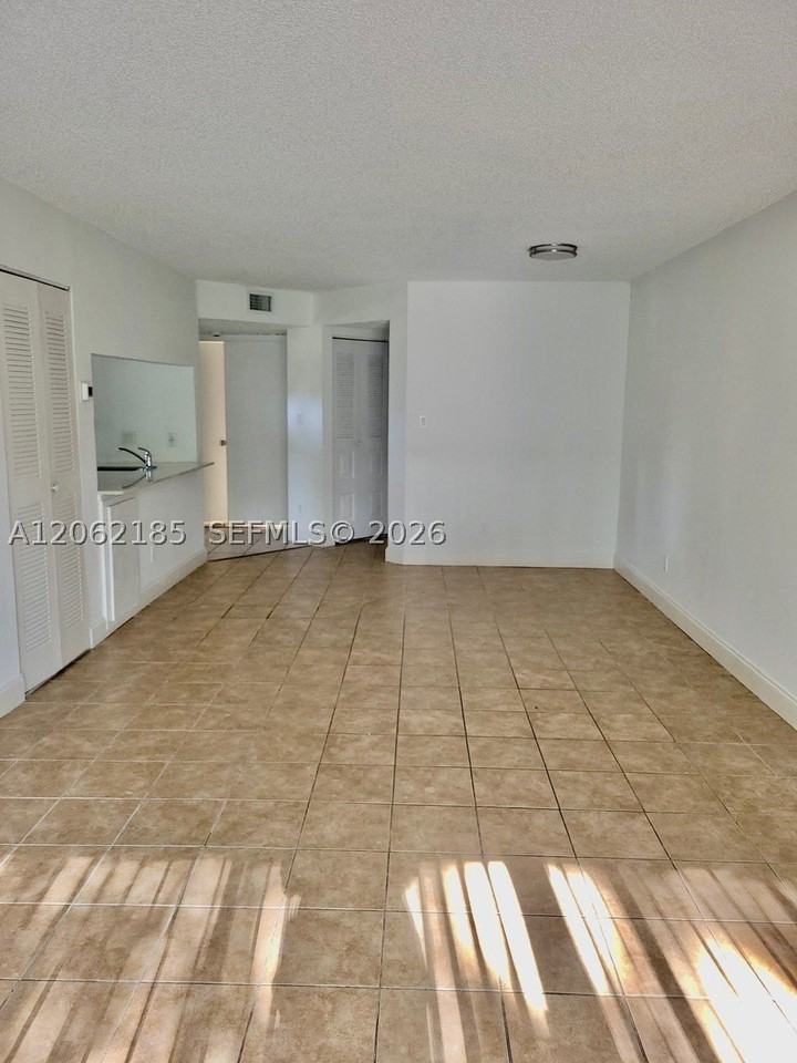 1186 Coral Club Dr #1186 - Photo 7 of 21