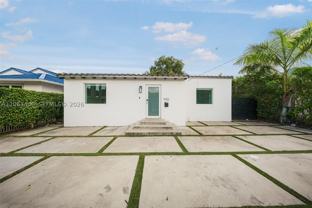 1935 Sw 24th Ter - Photo 1 of 1