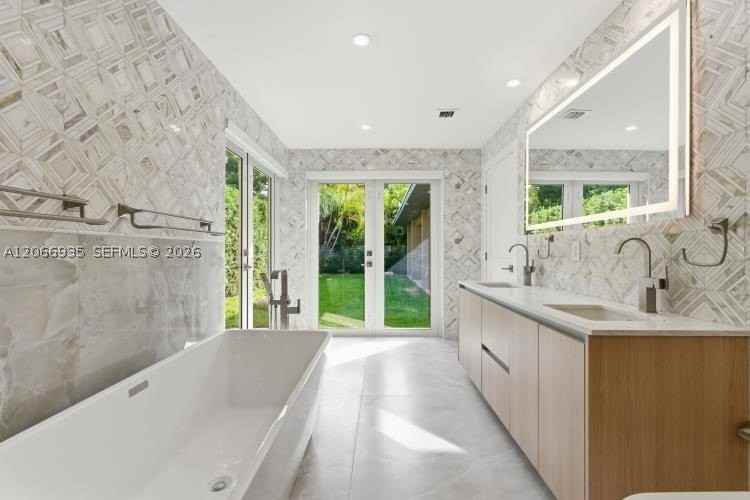 291 Shore Dr E #0 - Photo 6 of 50