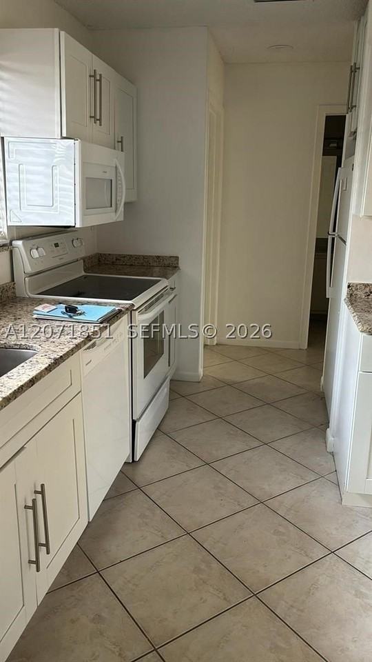 3 Finsbury Ln - Photo 2 of 19
