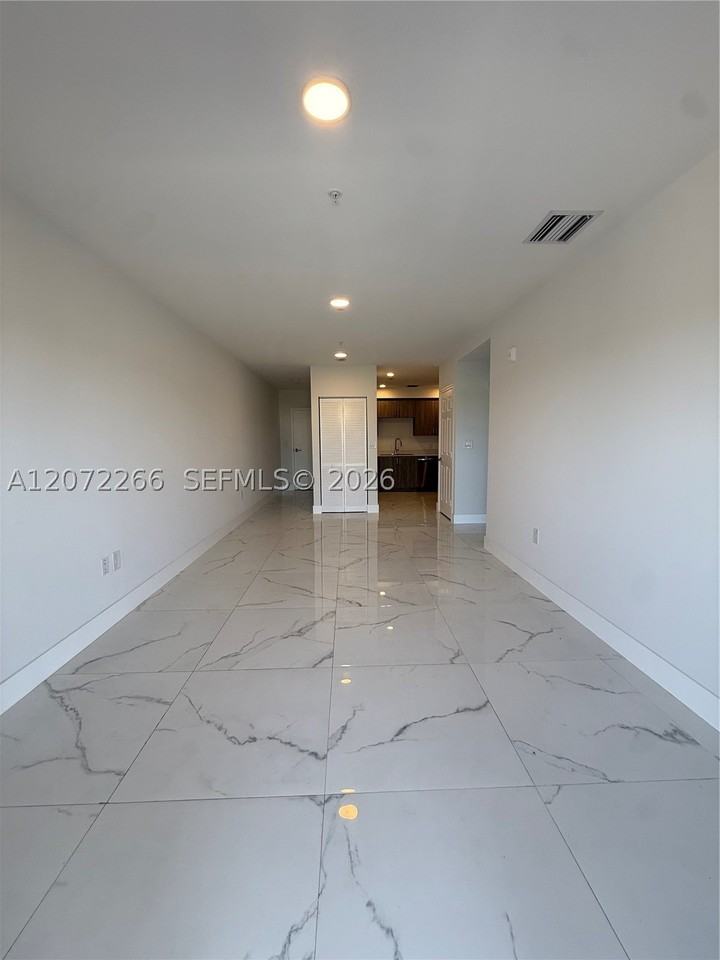 10950 Nw 82nd St #318 - Photo 5 of 7