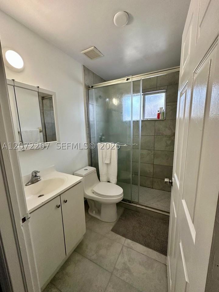 3015 Nw 132nd Ter #2 - Photo 5 of 12