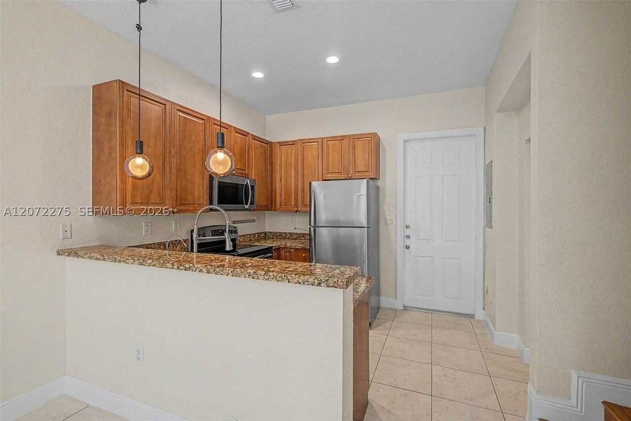 2945 Coconut Ave #3 - Photo 3 of 14