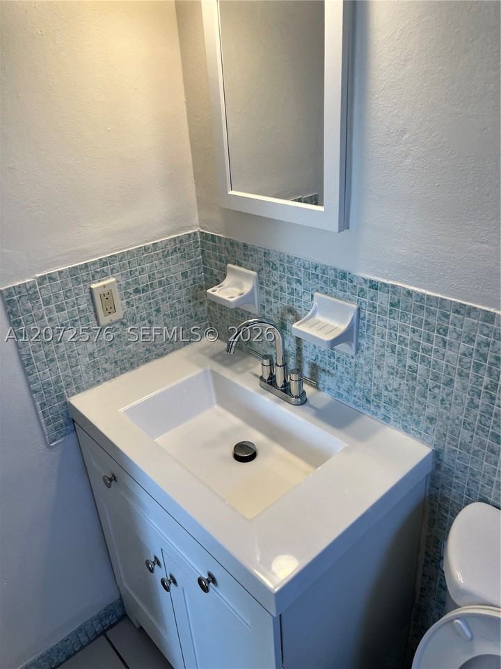 12905 Arch Creek Rd #8 - Photo 5 of 8