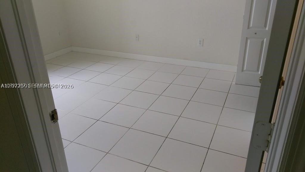 1536 Se 26th St #202 - Photo 7 of 11