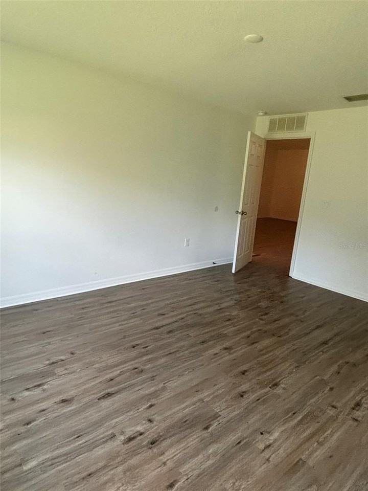 6 Wood Amber Ln #B - Photo 5 of 13
