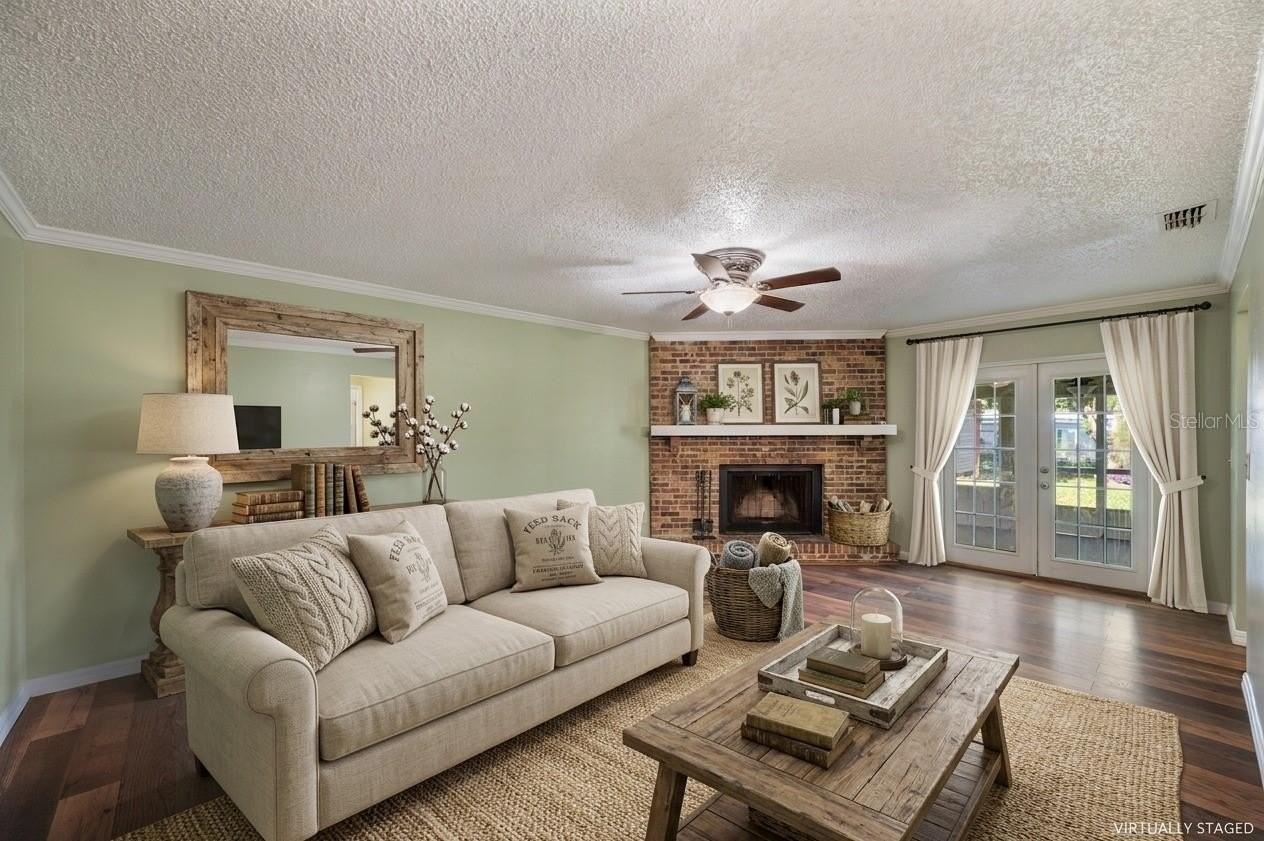 1895 W Oakwood Loop - Photo 6 of 37