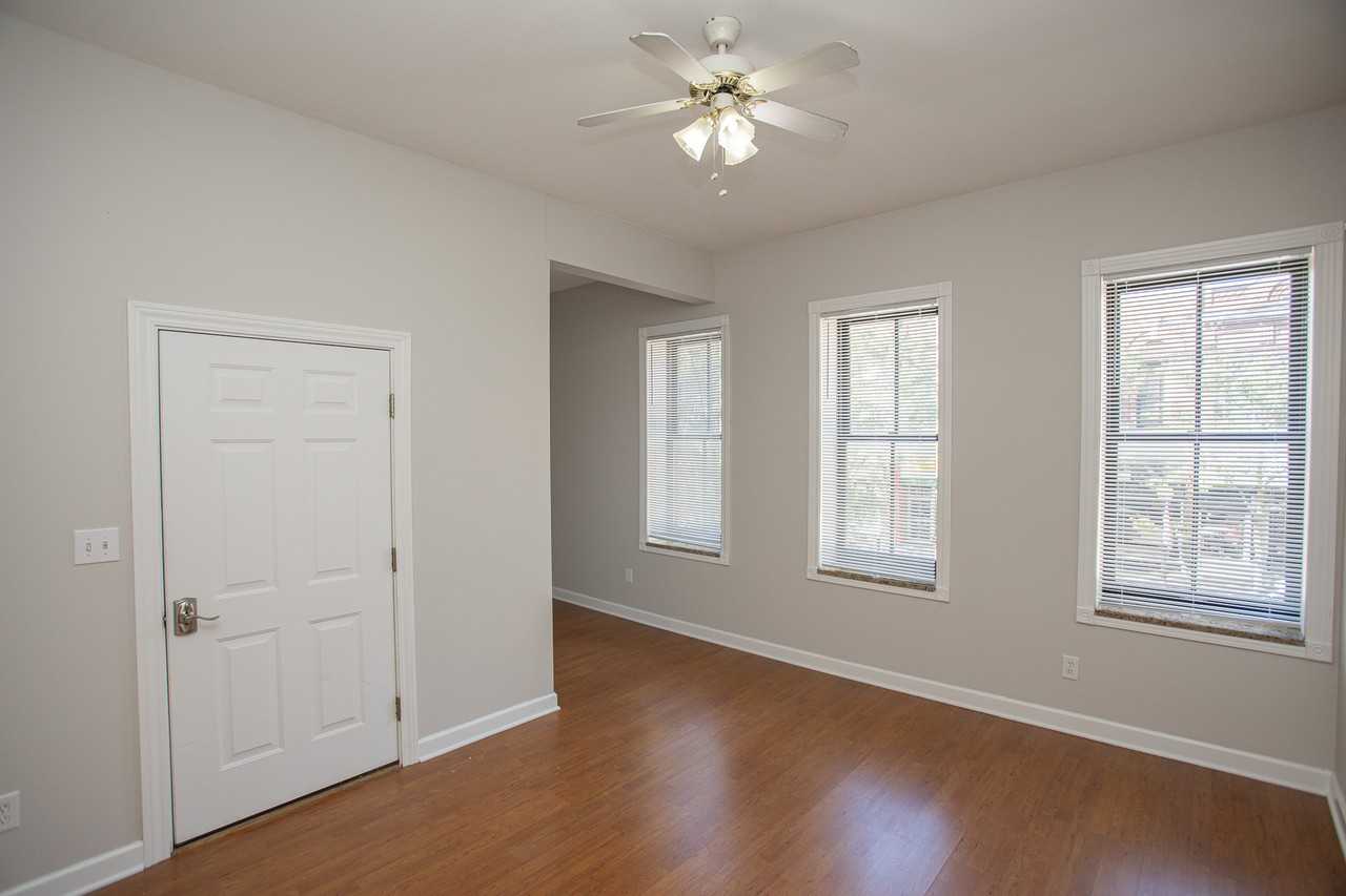 111 E High St #201 - Photo 6 of 18
