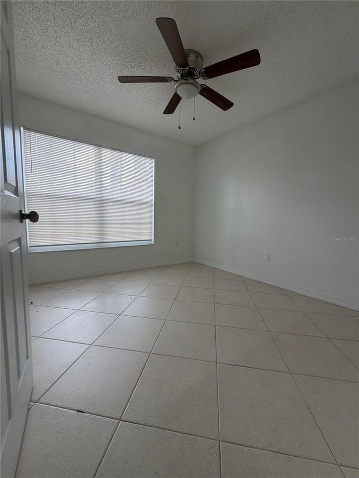 13855 Glasser Ave - Photo 5 of 12