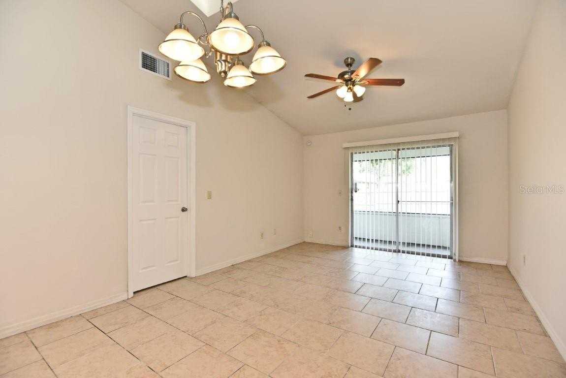 2809 Waxy Willow Ln - Photo 6 of 11