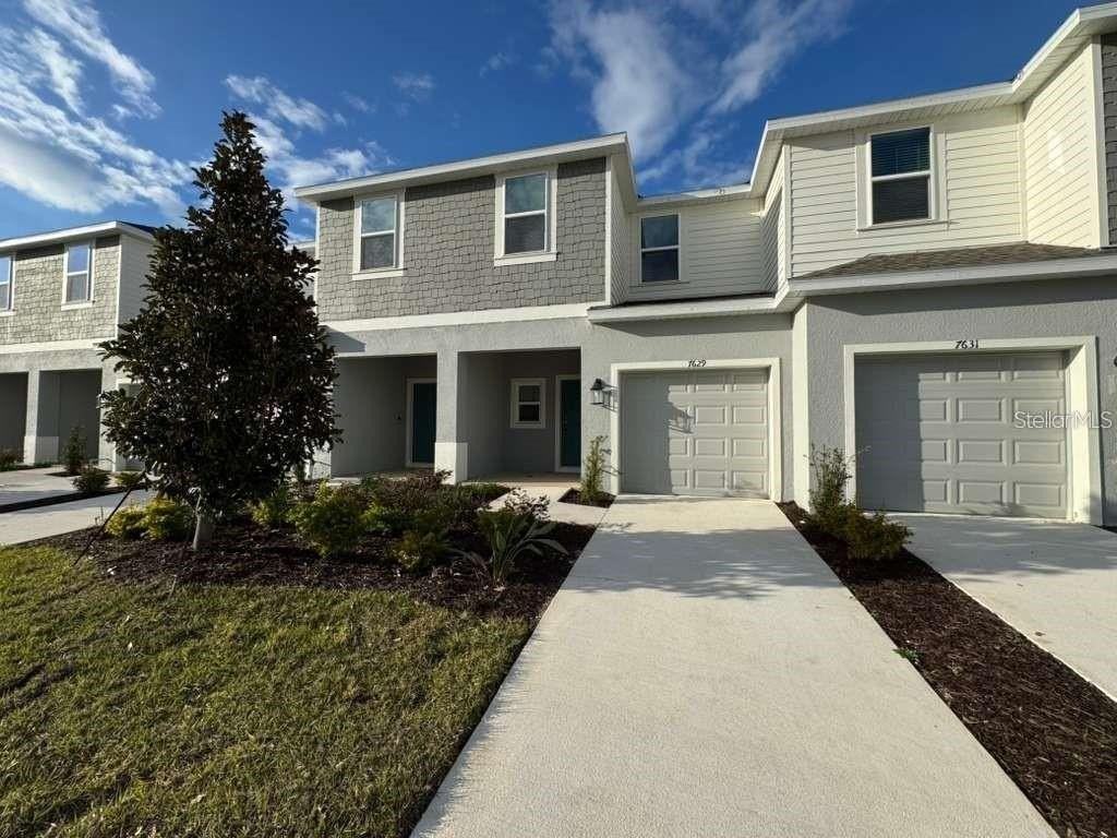 7629 Waterscape Dr - Photo 2 of 22