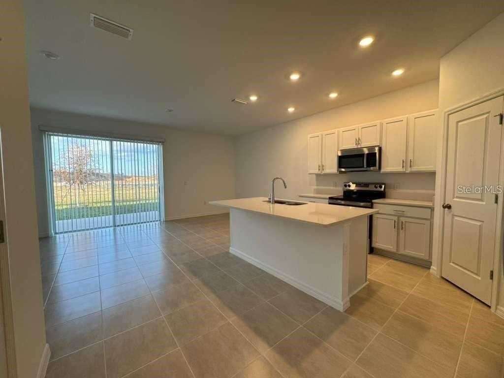 7629 Waterscape Dr - Photo 4 of 22