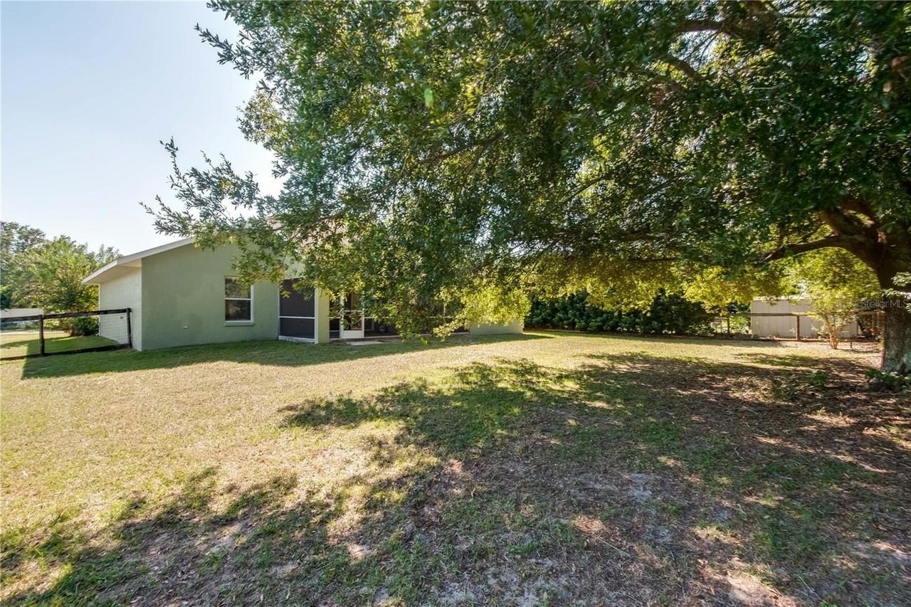 6375 Sw 63rd St - Photo 7 of 29