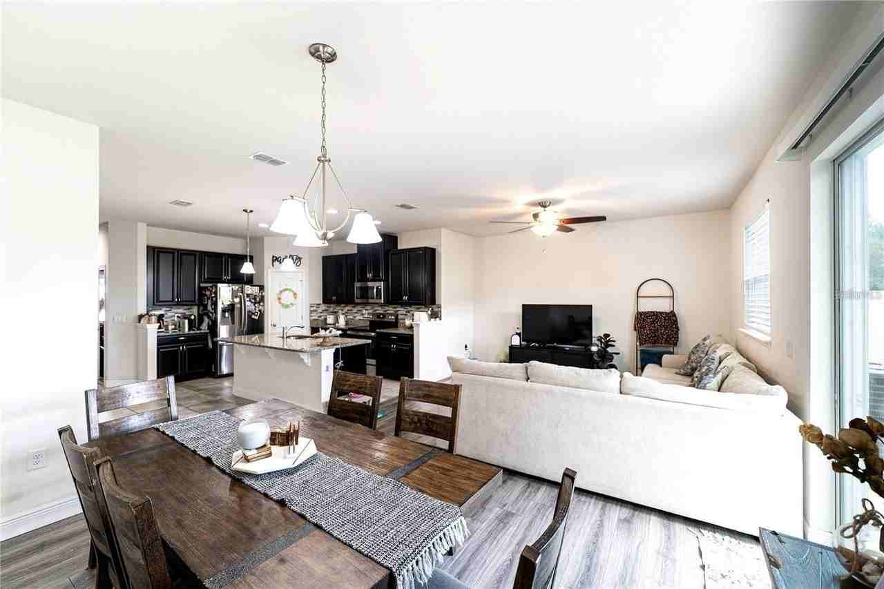 2749 Pleasant Cypress Cir - Photo 2 of 22