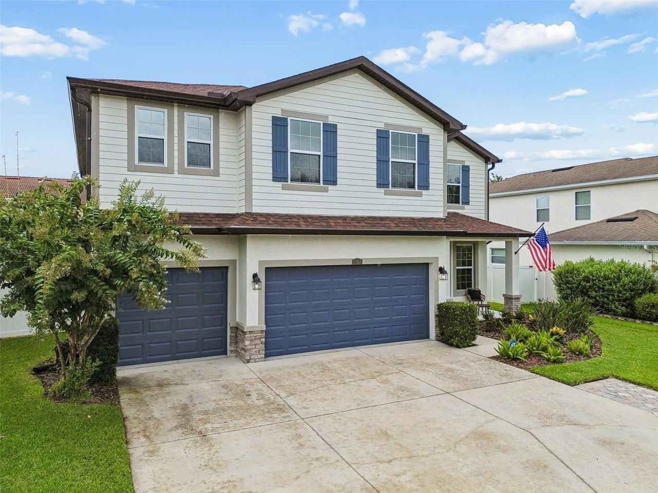 23958 Terracina Ct - Photo 3 of 50