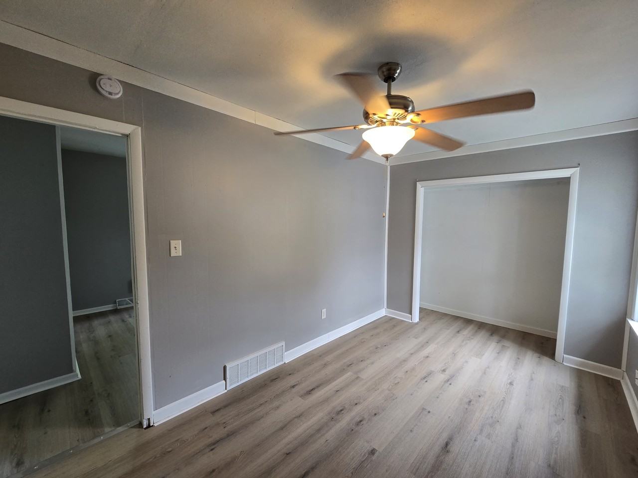 512 Maynard Ave #1 - Photo 7 of 23