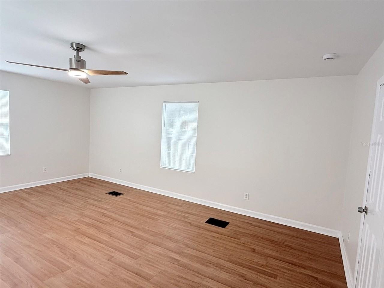 3611 2nd Ave S - Photo 3 of 20