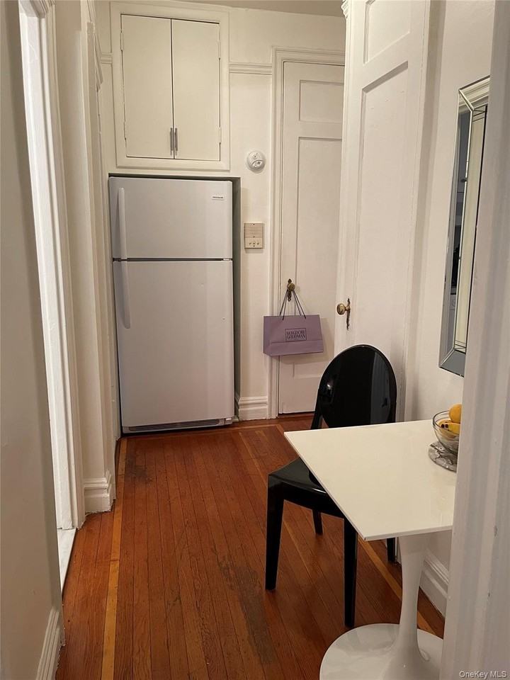 221 E 76th St #4F - Photo 5 of 12