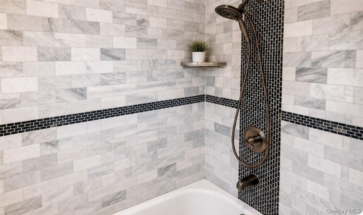 14815 133rd Ave #1 - Photo 4 of 6