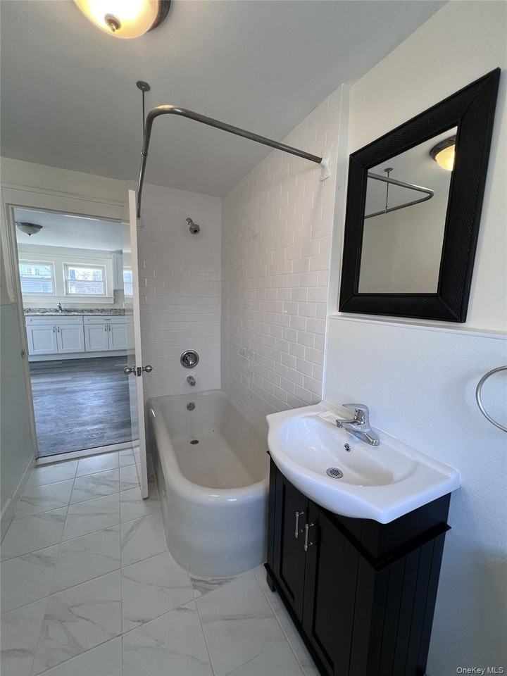280 Pine St #2 - Photo 6 of 10