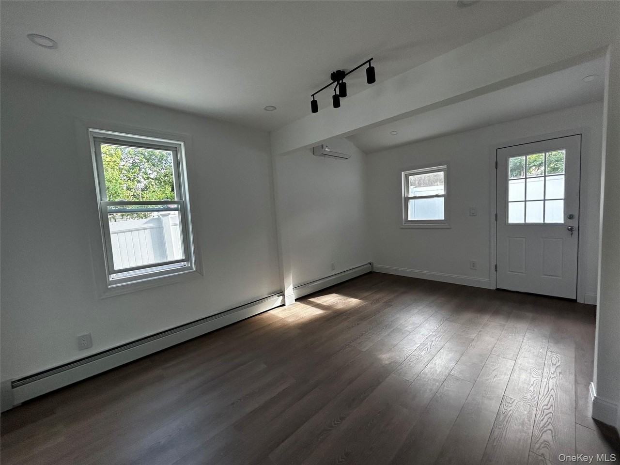 6446 217th St #1stFLBS - Photo 6 of 12