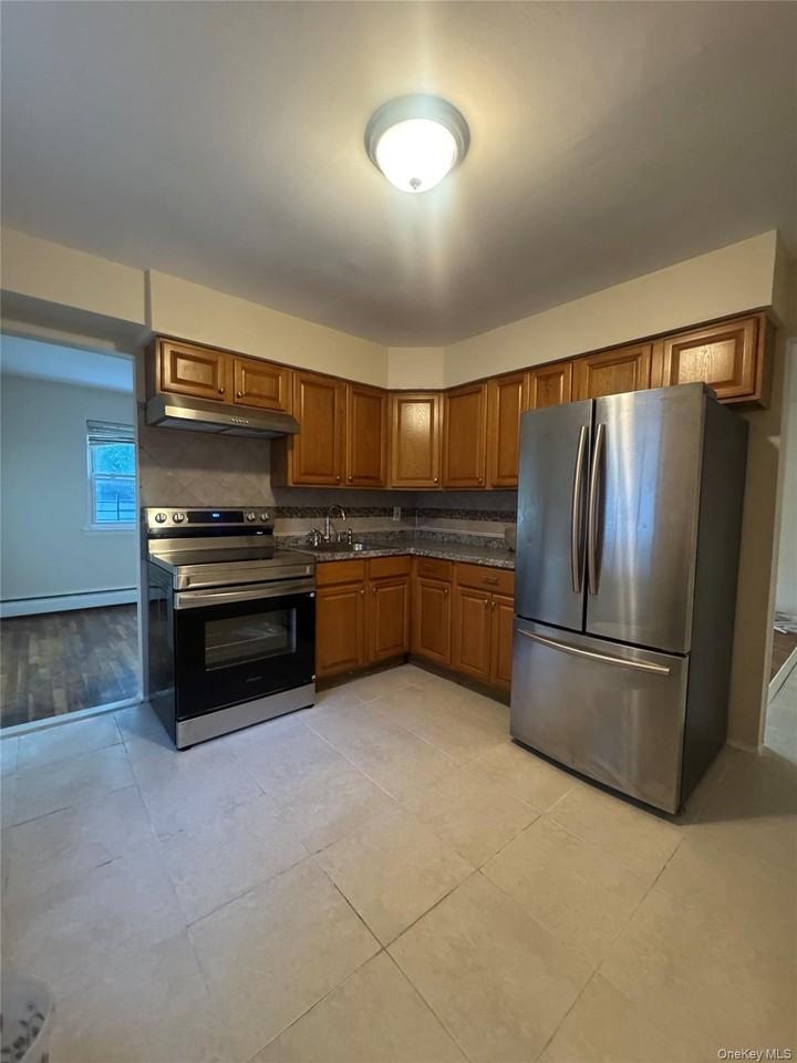 14856 262nd Pl - Photo 5 of 10
