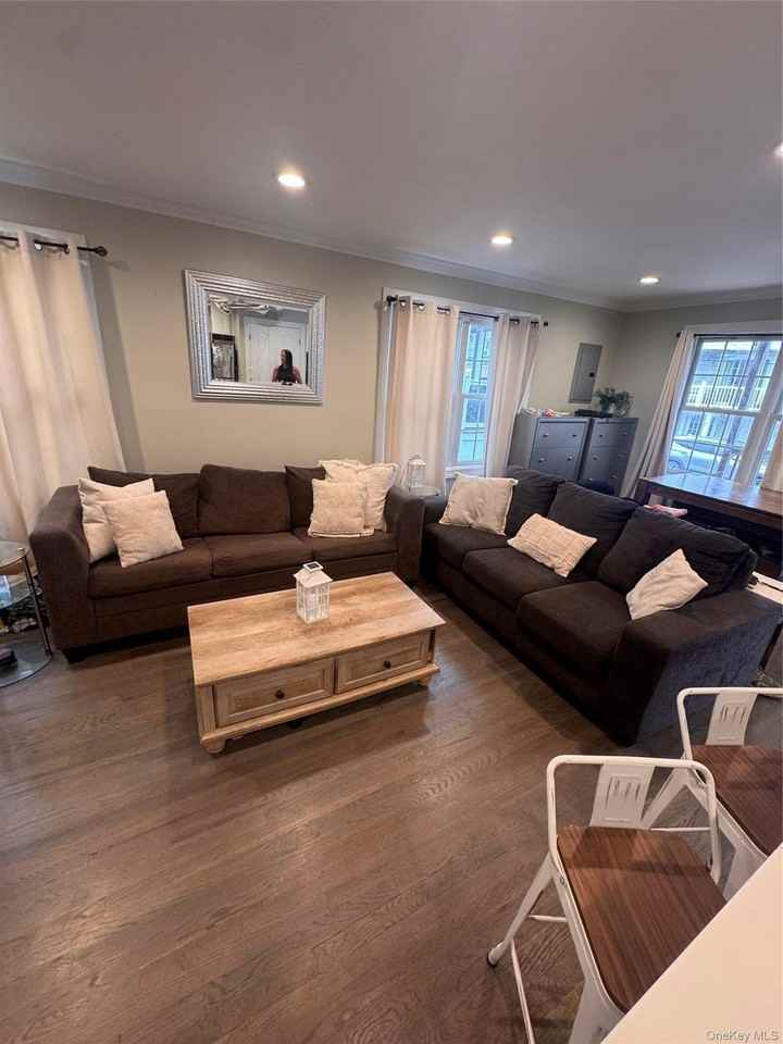 68 Brookline Ave - Photo 5 of 18