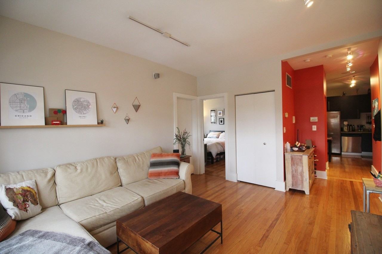 1901 W Newport Ave #2 - Photo 6 of 22