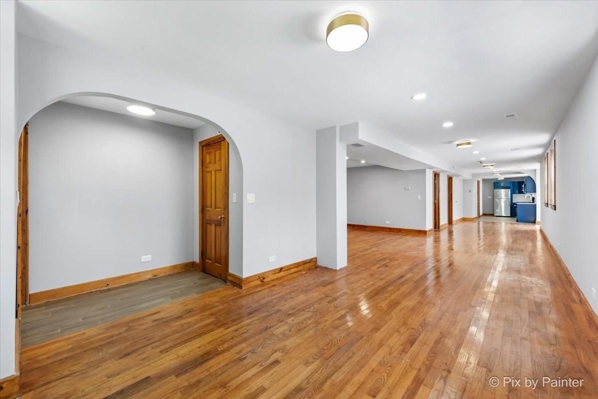 2515 N Talman Ave #1 - Photo 3 of 46