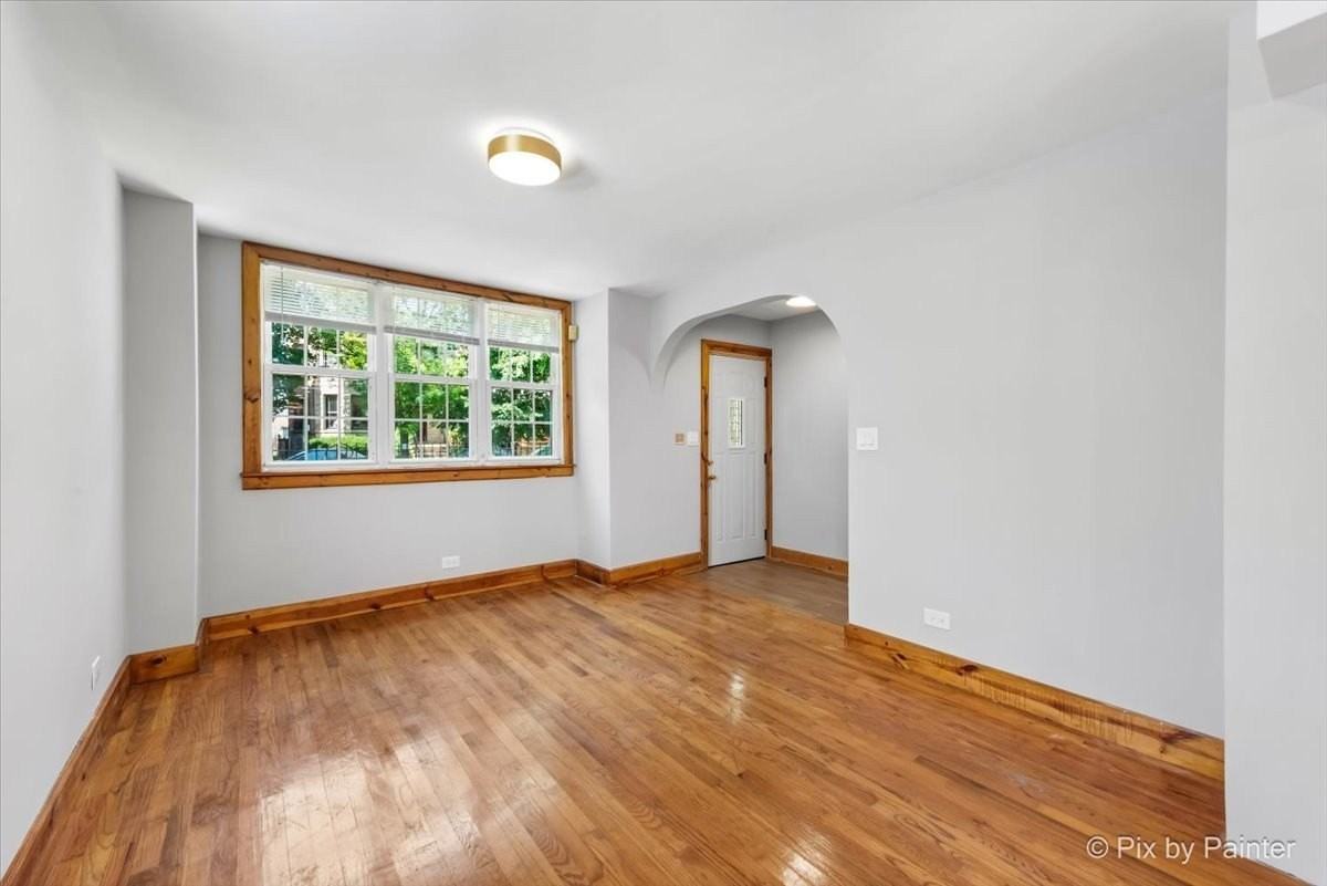 2515 N Talman Ave #1 - Photo 6 of 46