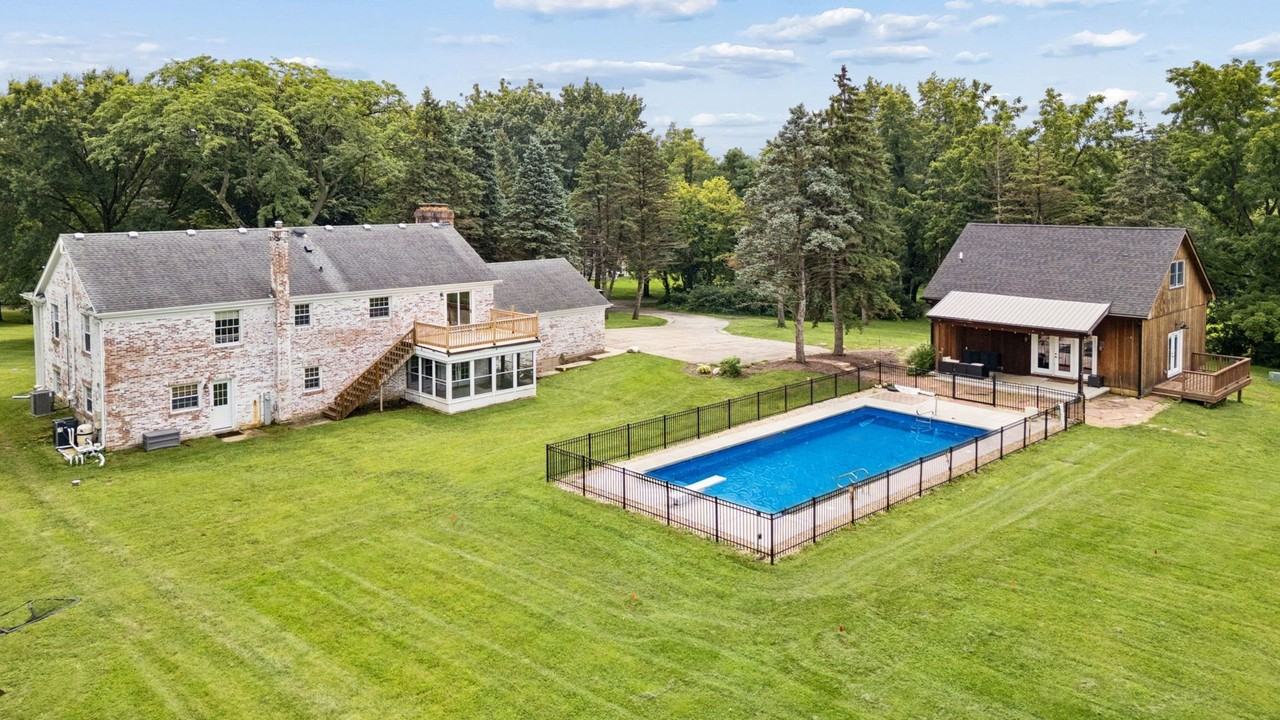 1N480 Indian Knoll Rd - Photo 3 of 40