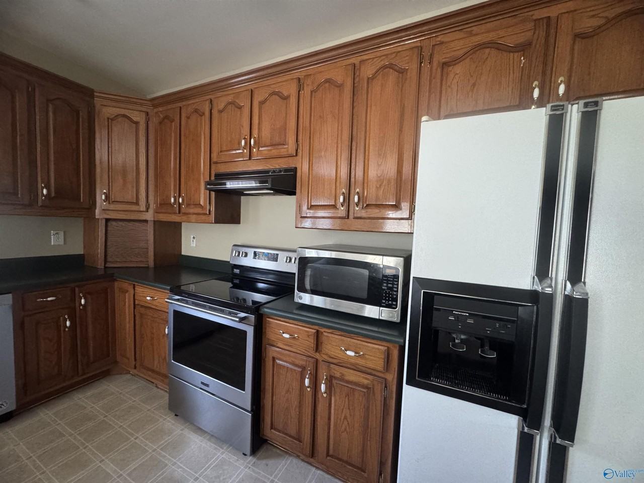 109 Simmons Dr Se - Photo 6 of 25