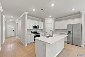featured image of Holly Creek Dr