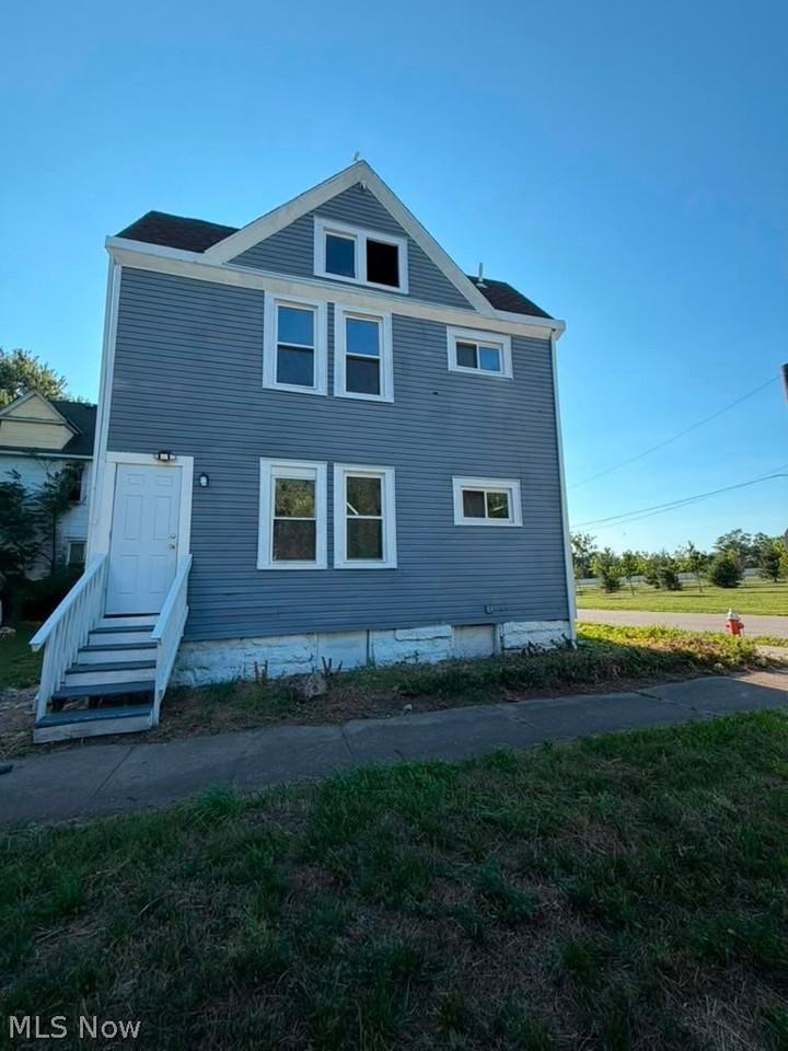 6010 Bower Ave #1