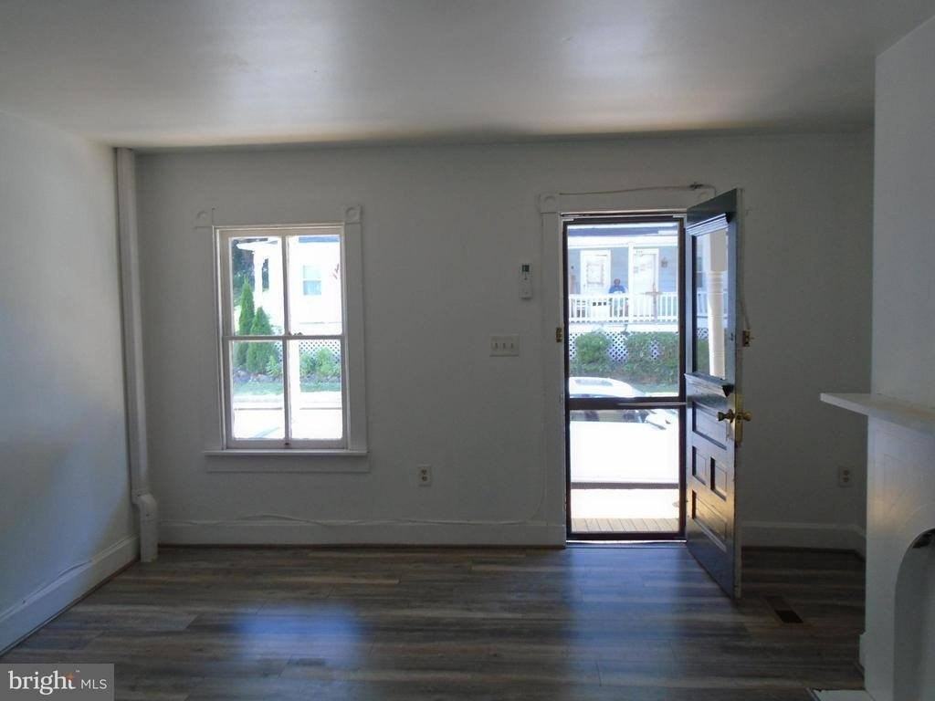 8488 Frederick Rd - Photo 4 of 12