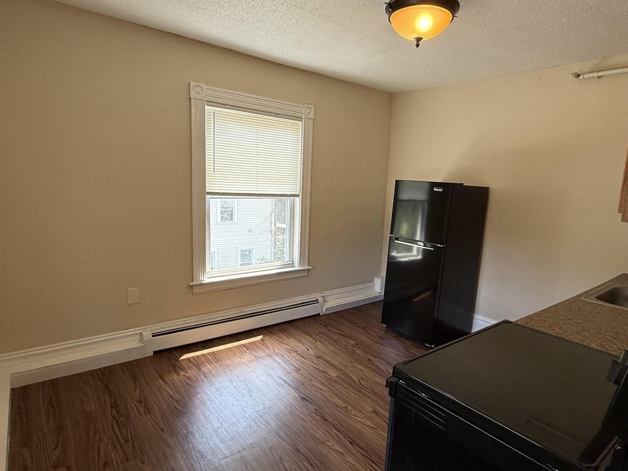 70 W Broadway #4 - Photo 3 of 6