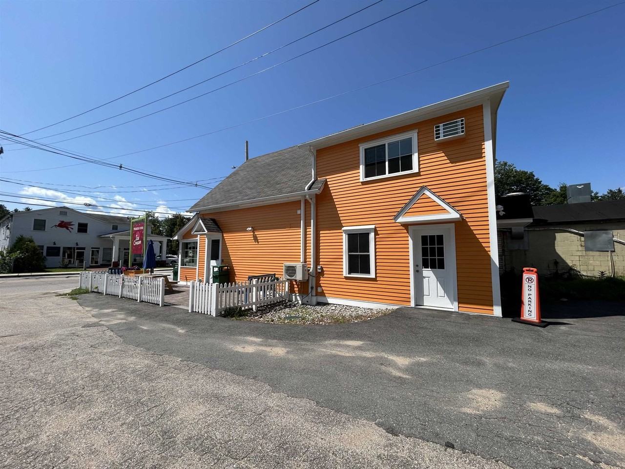 76 Main St #B
