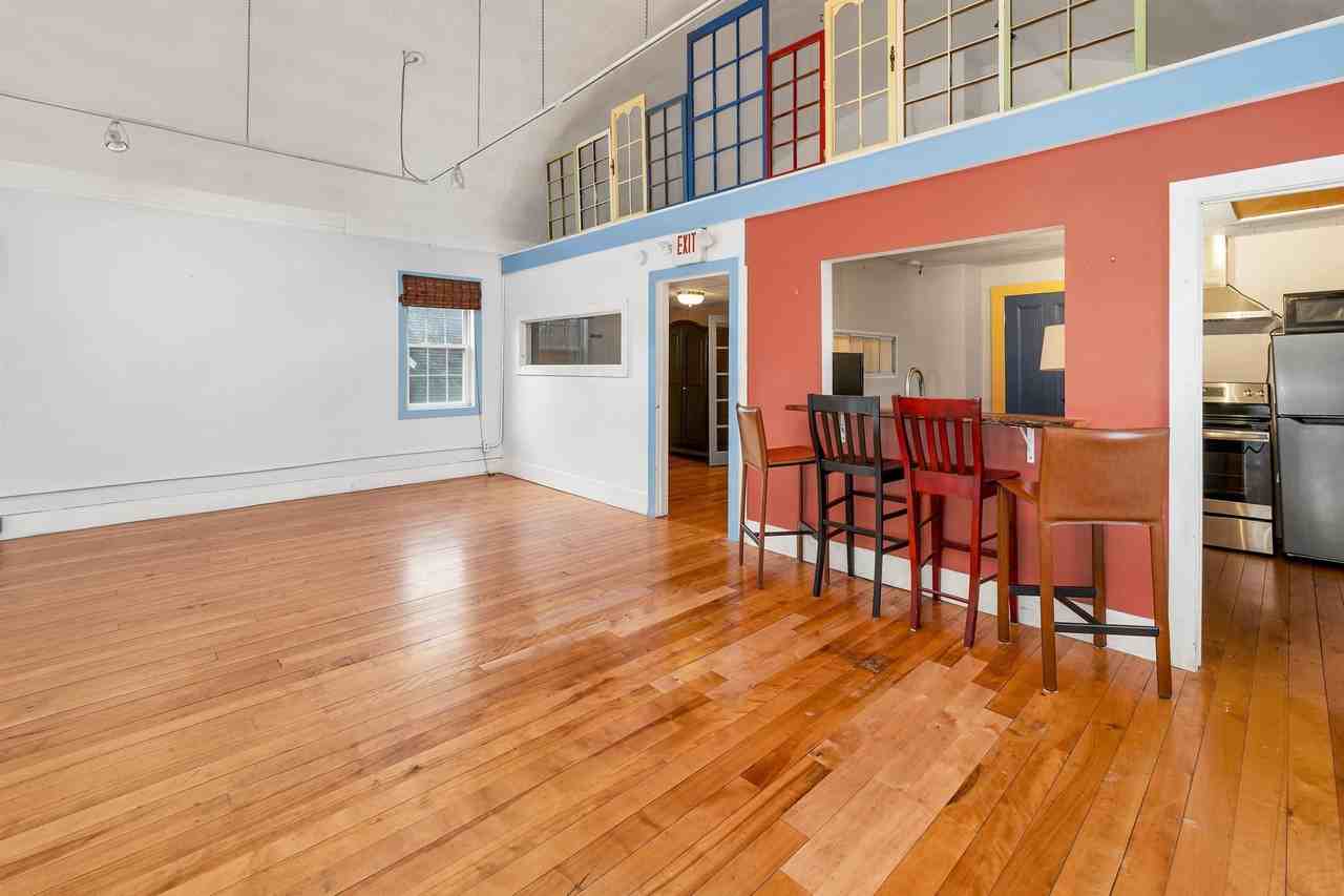 141 Main St - Photo 5 of 14
