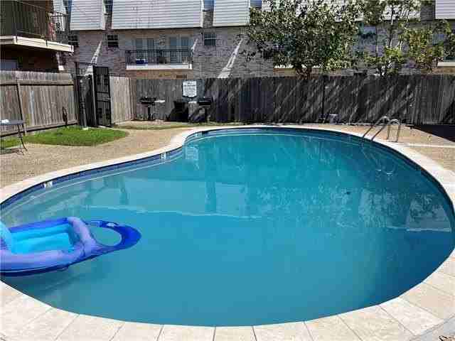 3823 Ridgelake Dr #226 - Photo 2 of 13