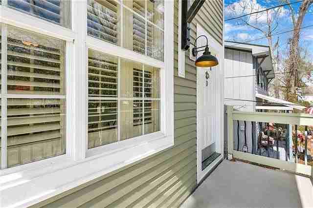 402 Coffee St #C - Photo 2 of 18