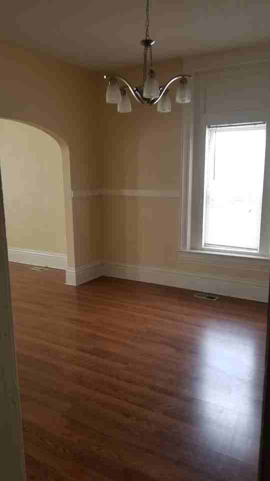 104 Main St S #2 - Photo 2 of 11