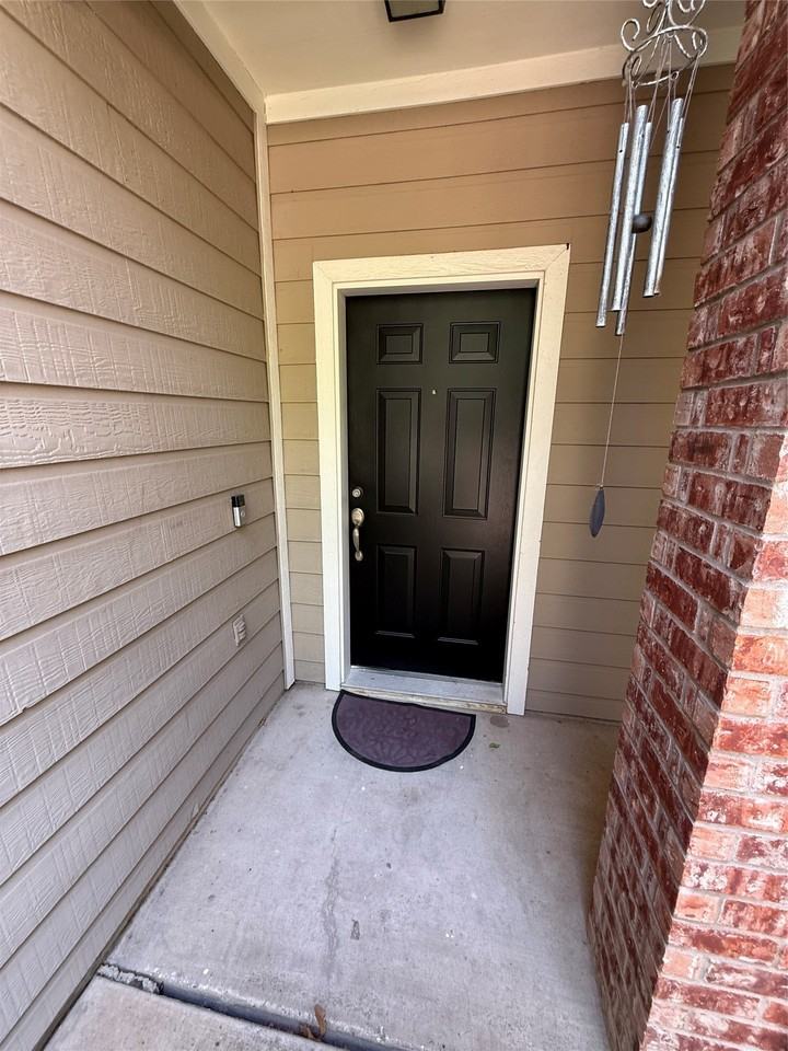 8508 Forest Highlands Dr - Photo 2 of 19