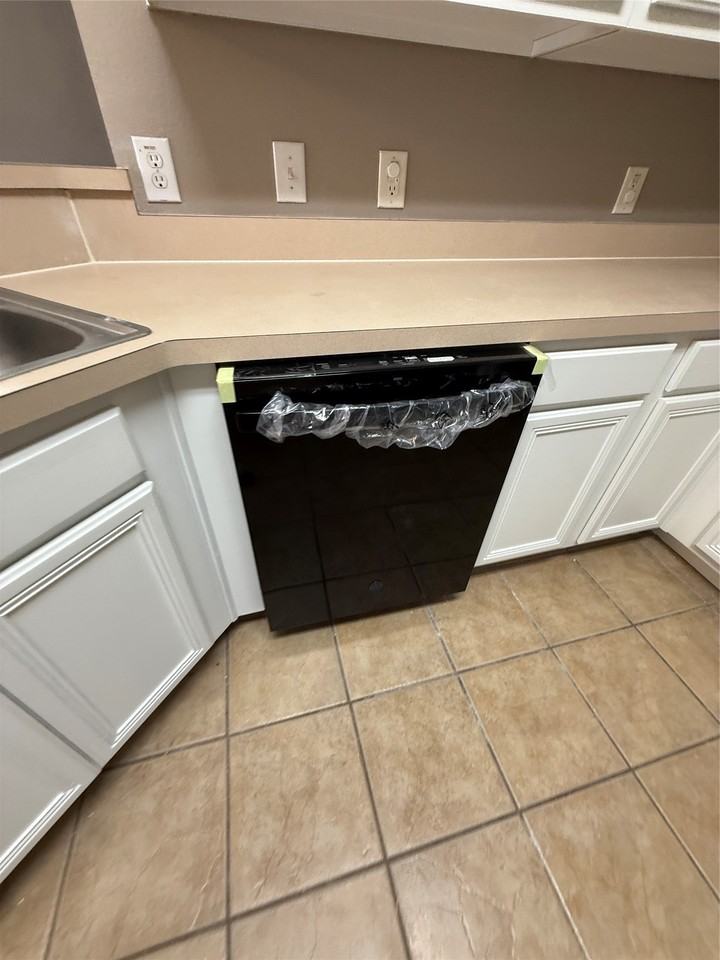 8508 Forest Highlands Dr - Photo 6 of 19