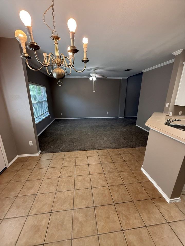 8508 Forest Highlands Dr - Photo 7 of 19